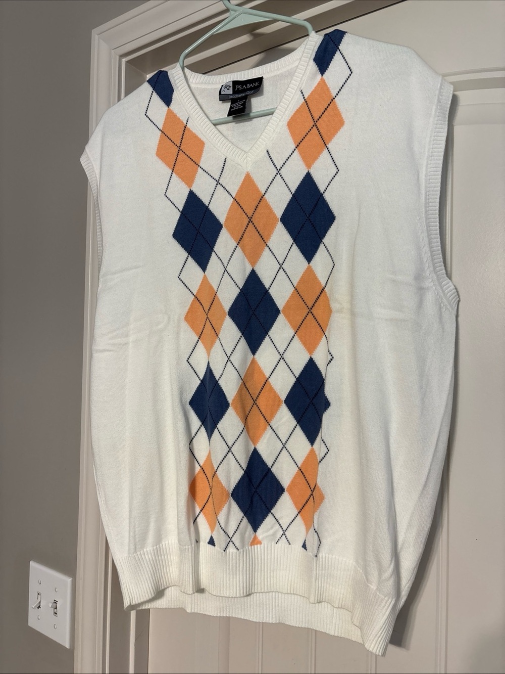 JOS A BANK Leadbetter Golf Sweater Vest Mens Large White argyle Pima Cotton